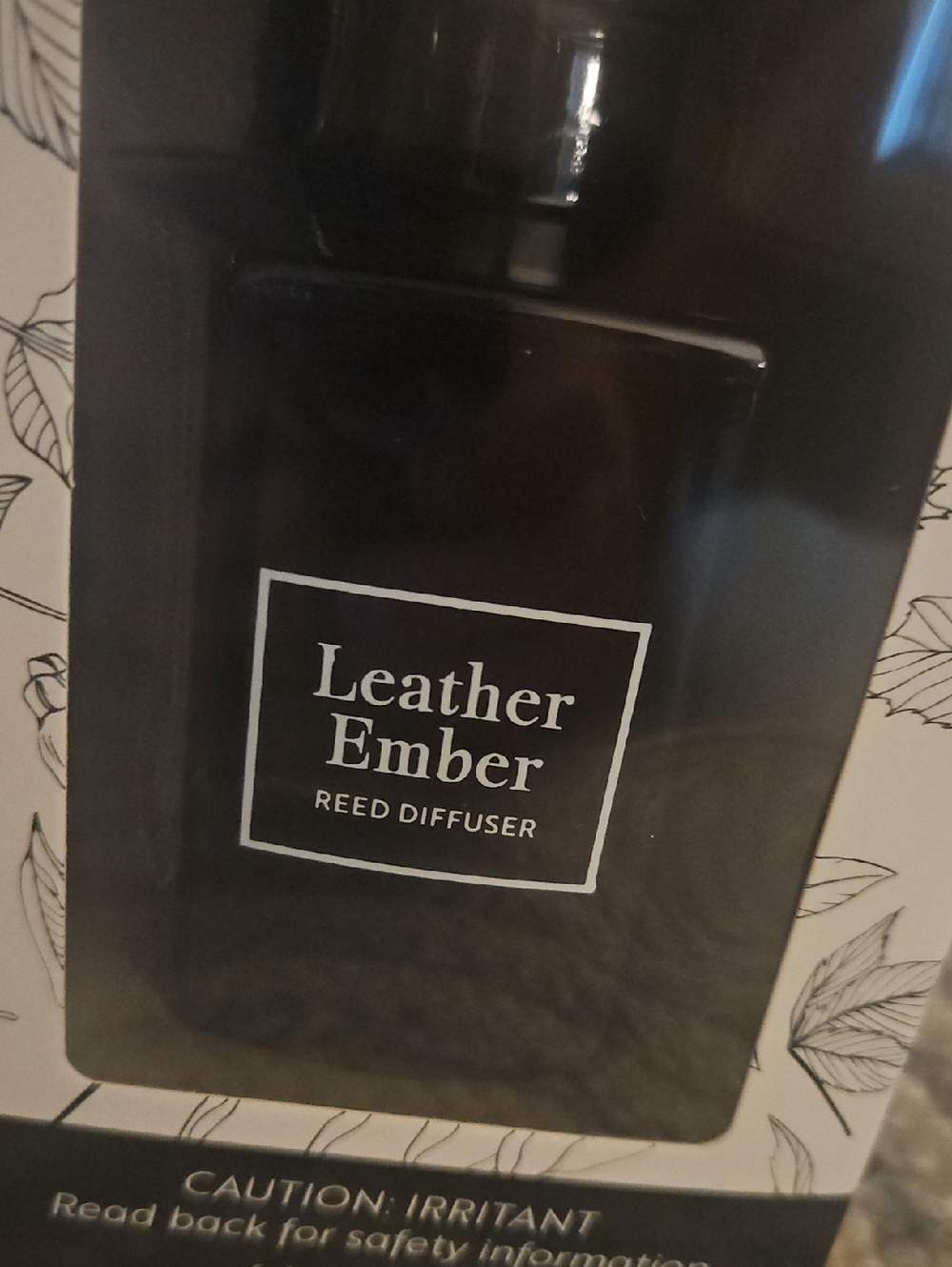 Diffuser 8 Reeds Leather Ember - Picture 2 of 4